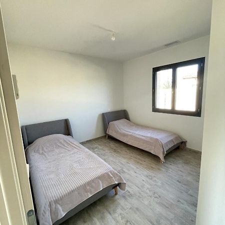 Superbe Maison Chaleureuse Orgueil Екстериор снимка